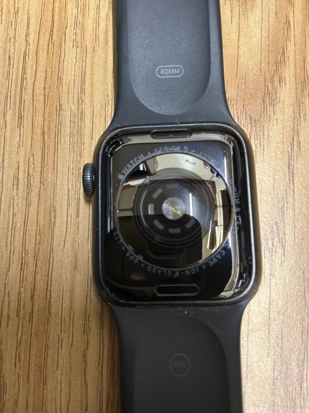 Apple Watch Series 5 40mm Space Gray GPS Smart Watch Locked For Parts Repair